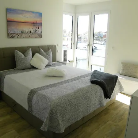 Mueritzstern In Der Hafenresidenz Appartement *