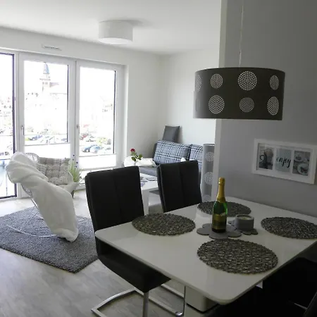 Mueritzstern In Der Hafenresidenz * Waren (Mueritz)