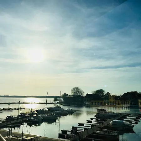 Apartament Mueritzstern In Der Hafenresidenz